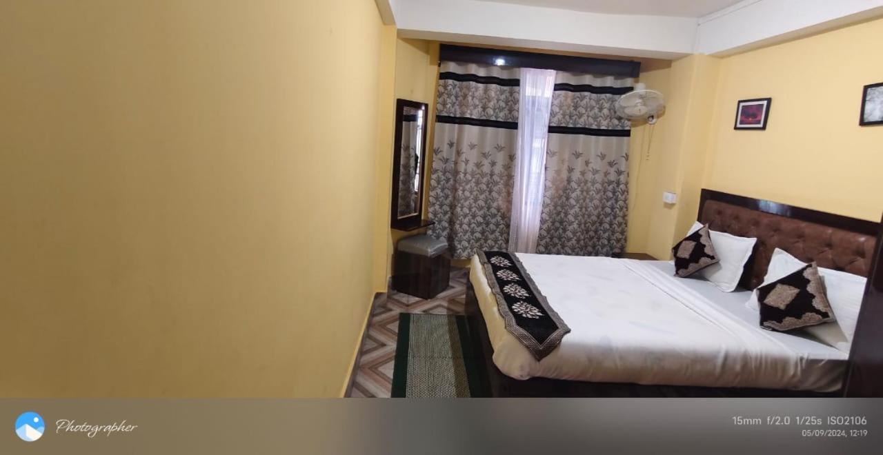 Hotel Parichit Namchi Екстериор снимка