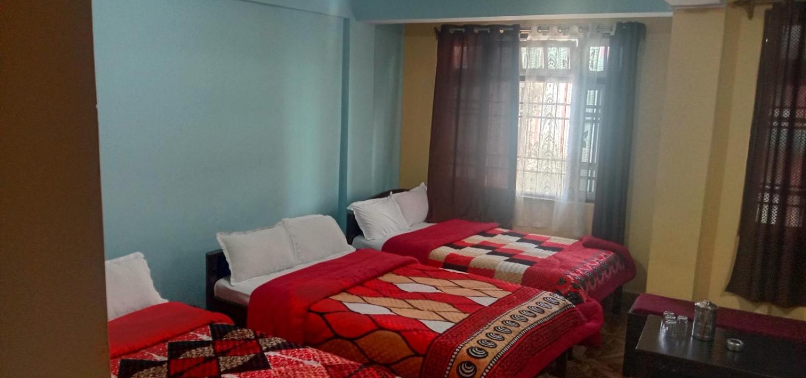 Hotel Parichit Namchi Екстериор снимка